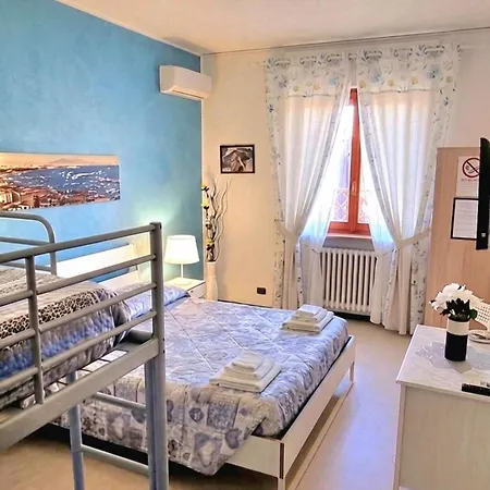 Italo House Bed & Breakfast